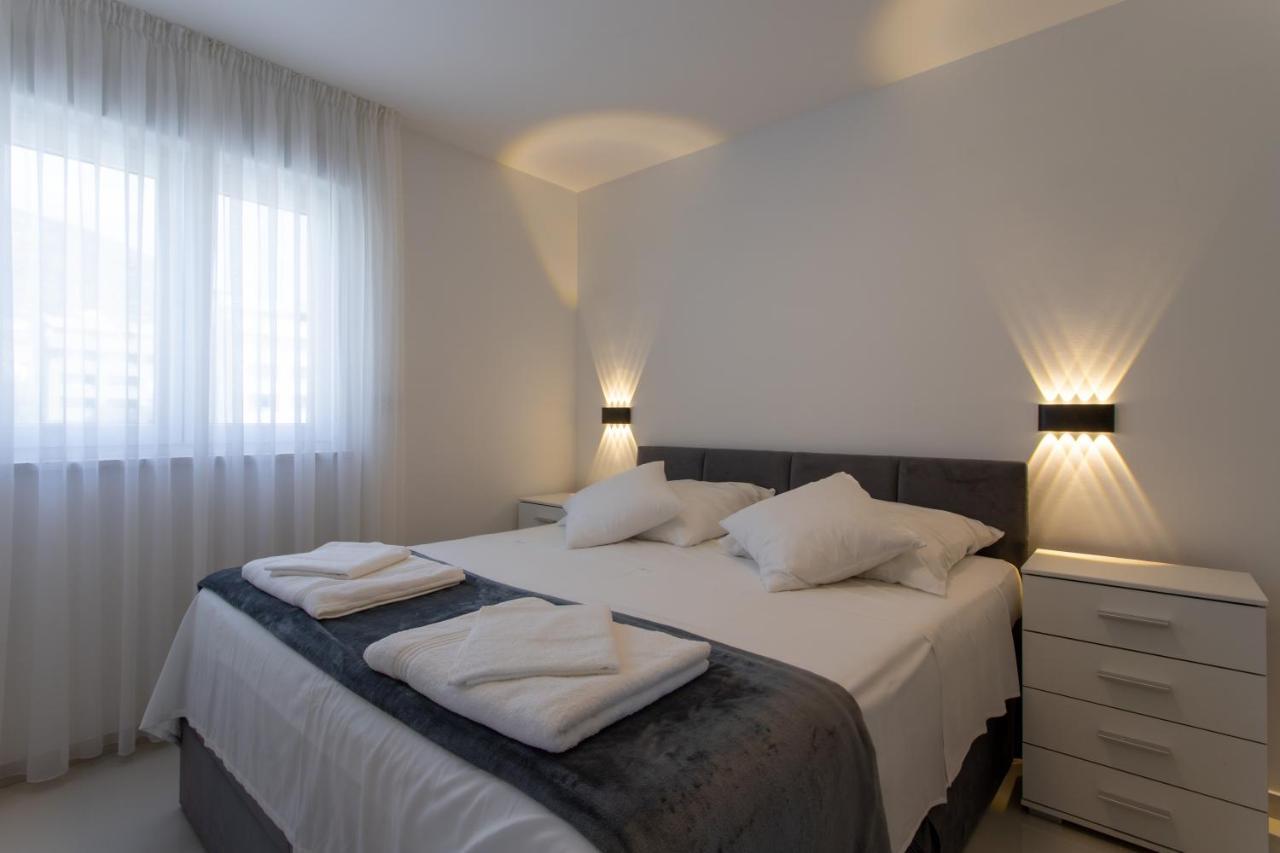 Luxury Apartment Magdalena Trogir Bagian luar foto