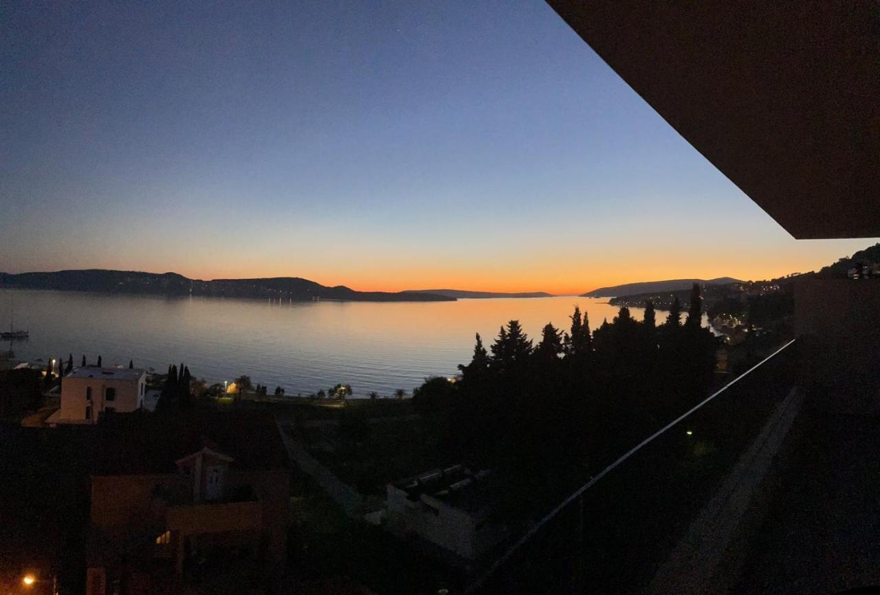 Luxury Apartment Magdalena Trogir Bagian luar foto