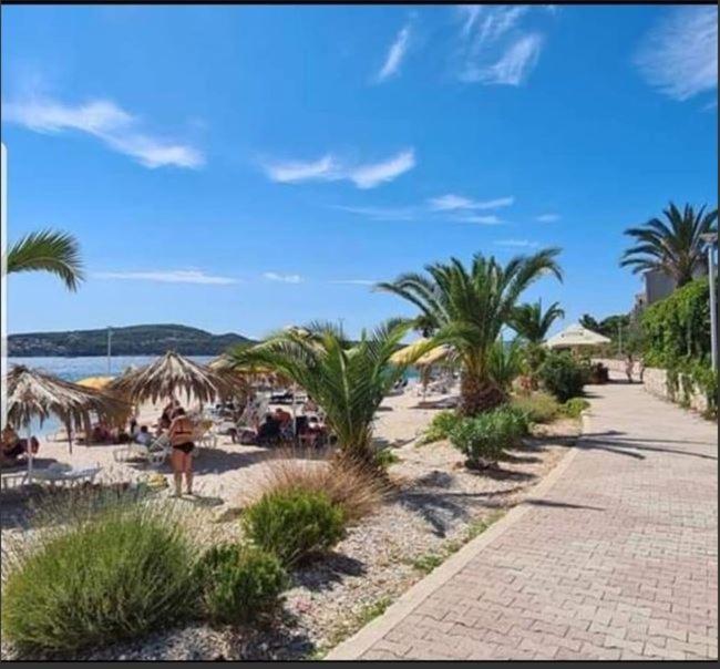 Luxury Apartment Magdalena Trogir Bagian luar foto